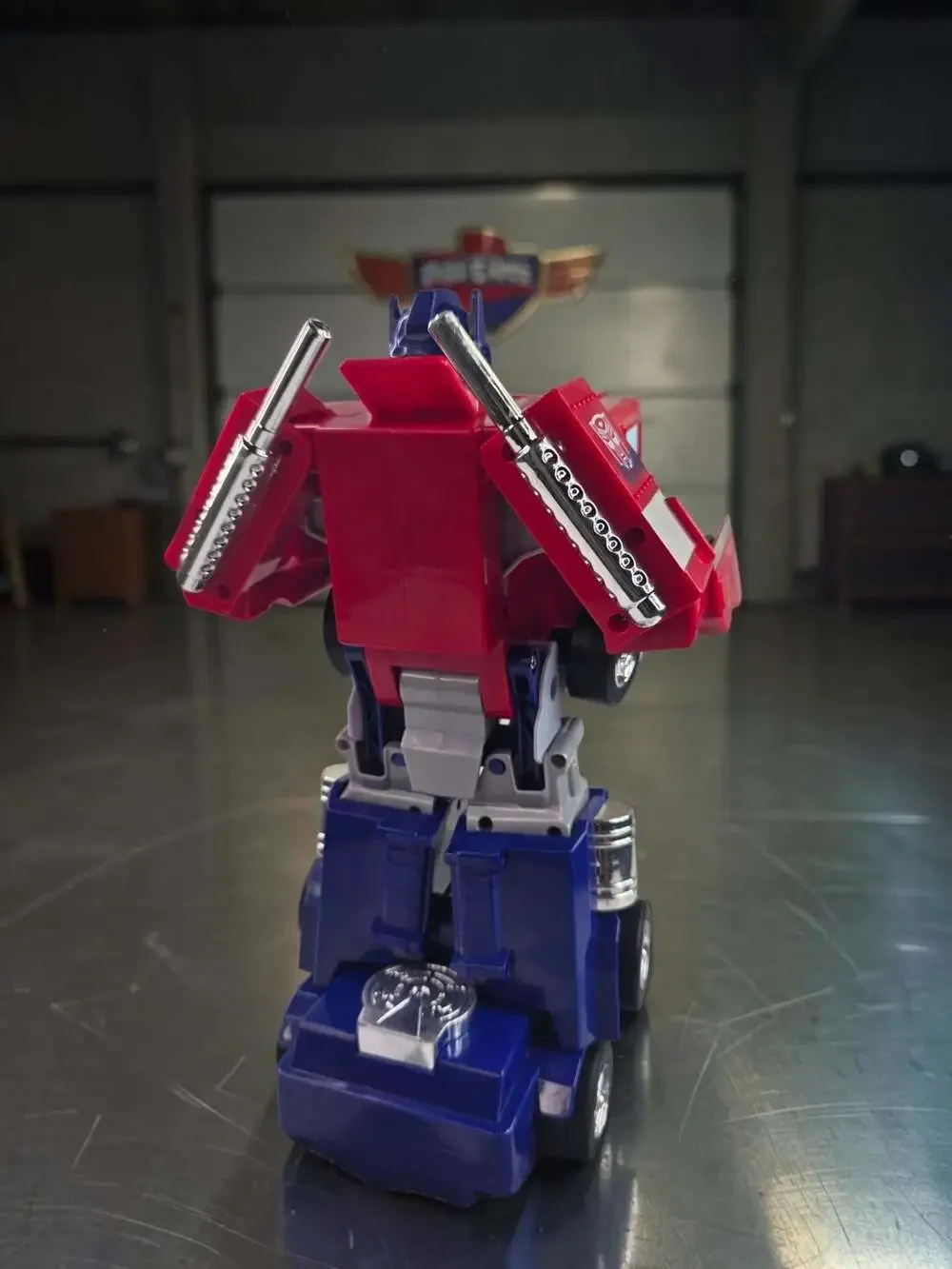 Jada Toys Transformers Optimus Prime Converting RC Remote Control Vehicle